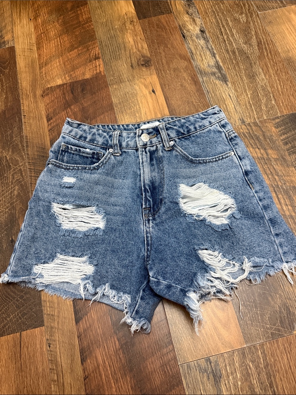 Forever 21 High Rise Distressed Denim Shorts Raw Hem Size Small